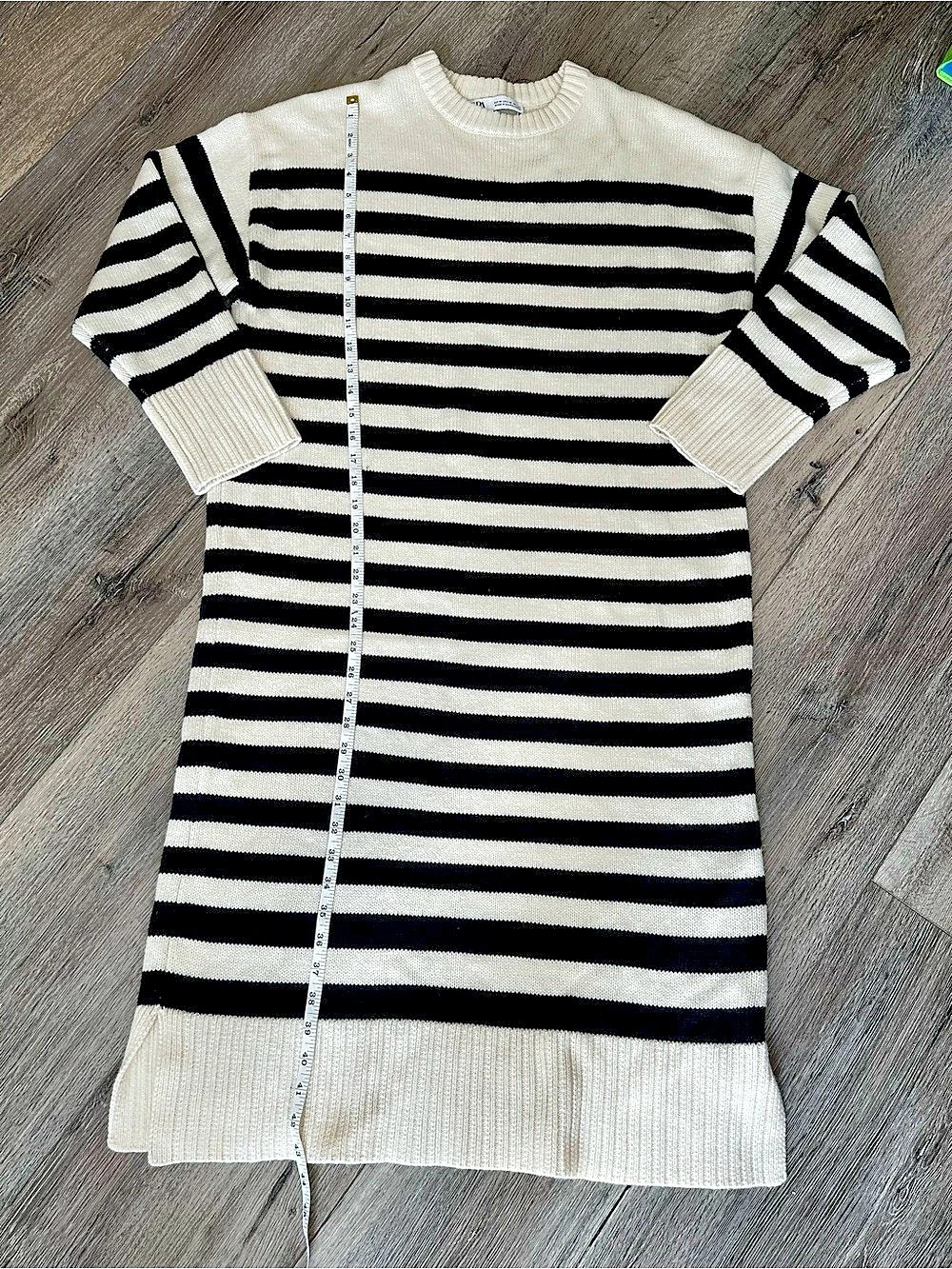Zara Striped Knit Sweater in Black & Cream Size Medium